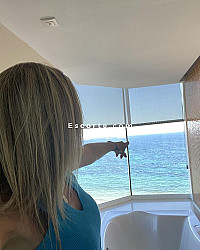 Giulia - Femme escort Lyon