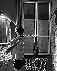 Etudiant sur Paris - Hommes escort Paris