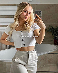 LINZA - Female escort Paris