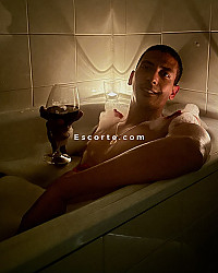 Rafael - Males escort Paris