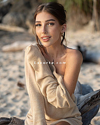 Alina - Femme escort Lyon