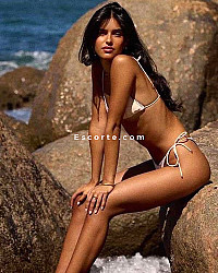 Alena - Femme escort Lyon