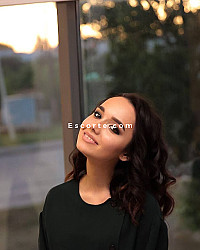 Rada - Femme escort Paris