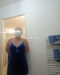 Delphine 83170 - Female escort Toulon