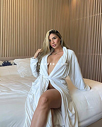 Hera - Female escort Paris