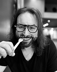 ROMAIN - Males escort Caen