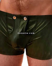 Mversa - Males escort Lyon