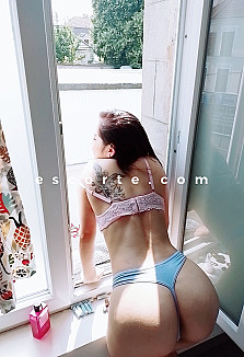 Model Hooker Sarcelles