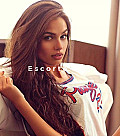 BRIGGS - Girl escort Paris