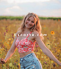 HONG - Girl escort Paris