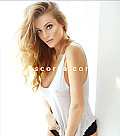 DAPHNE - Girl escort Paris