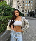 ISLA - Girl escort Paris