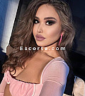 Ariana - Girl escort Paris