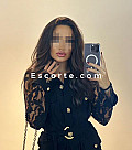 Sienna - Girl escort Paris