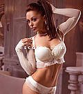 Claire - Girl escort Paris