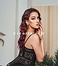Molly - Girl escort Paris
