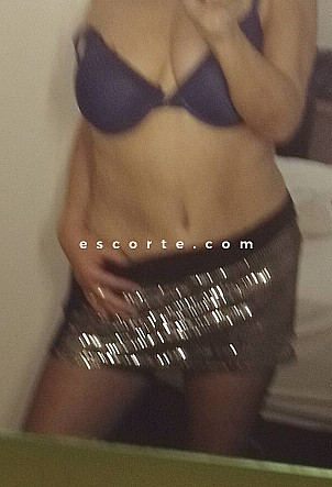 Magalie francaise - Girl escort Brive-la-Gaillarde