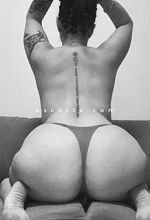 Layana chienne34 - Girl escort Montpellier