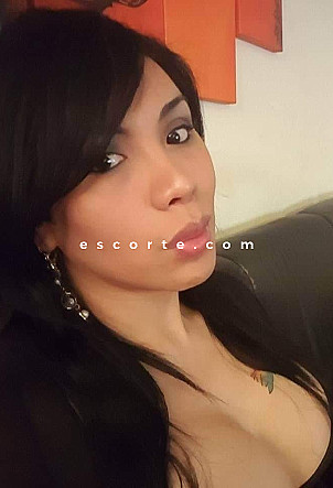 CAMILA LATINA - Trans escort Vincennes