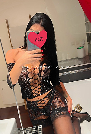 LEXYA  retour a Bayonne - Girl escort Bayonne