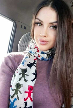 Lora - Girl escort Paris