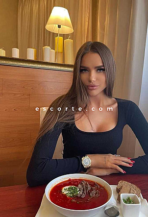 Diana - Girl escort Paris