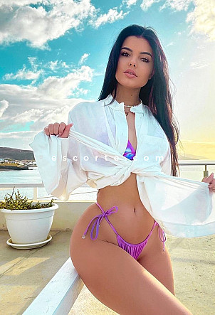 MARIELL - Girl escort Paris