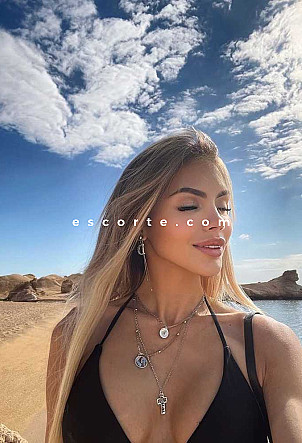 Bogdana - Girl escort Paris