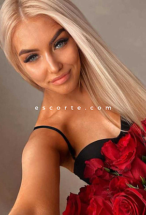 Irma - Girl escort Paris