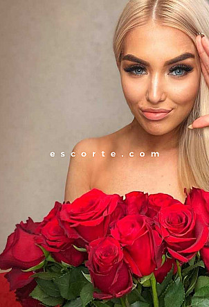 Irma - Girl escort Paris