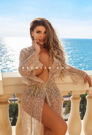 Gerta - Girl escort Paris