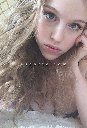 DZHOAN - Girl escort Paris