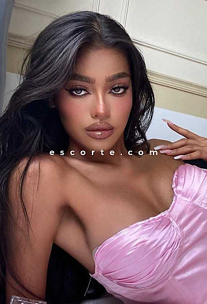 Dina - Girl escort Paris