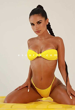 Mikka - Girl escort Paris