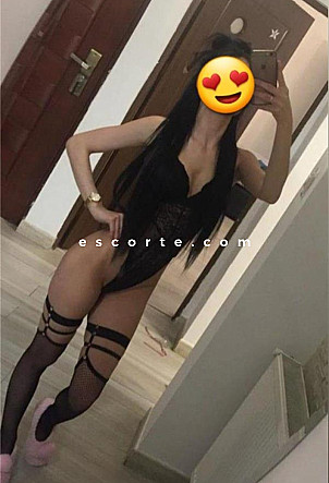 Emma - Girl escort Bergerac