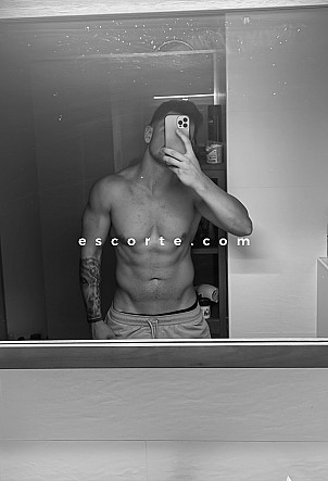 AntoineA - Hommes escort Nice