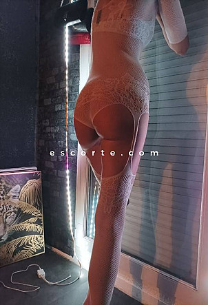 Cassie - Girl escort Évry