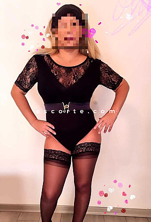 Belle femme - Girl escort Vannes