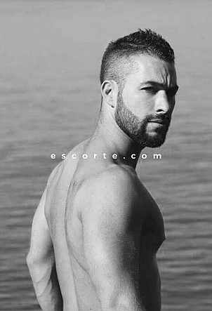Hugo - Hommes escort Cannes