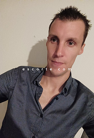 Jerem - Males escort Bordeaux