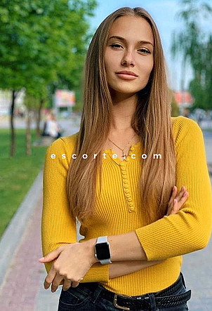 DARLA - Girl escort Paris