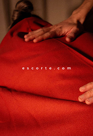 Massage femmes et couples - Males escort Strasbourg