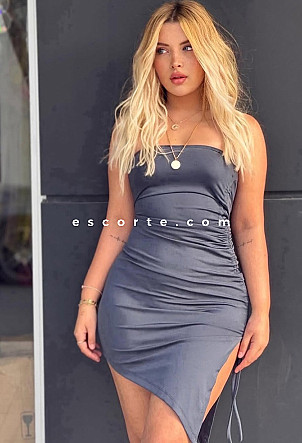 TATUM - Girl escort Paris