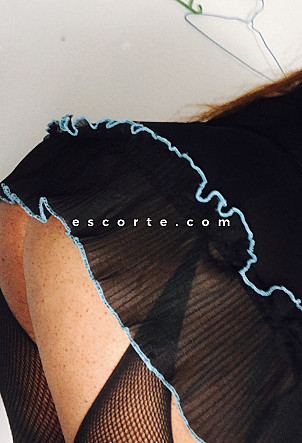 nanou - Girl escort Toulouse