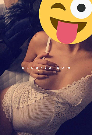 Lili espagnola - Girl escort La Seyne-sur-Mer