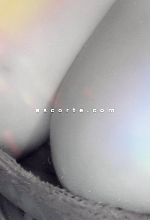 Bbw28 - Girl escort Chartres