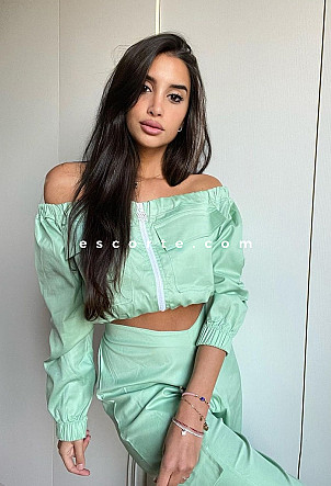 OPAL - Girl escort Paris