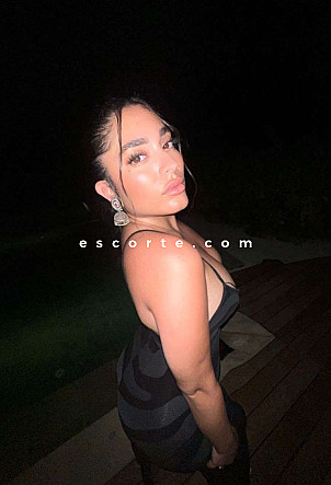 Jade - Girl escort Paris