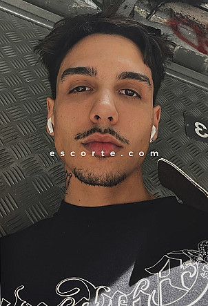 Nathan - Hommes escort Paris