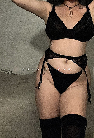 Anastasia - Girl escort Paris